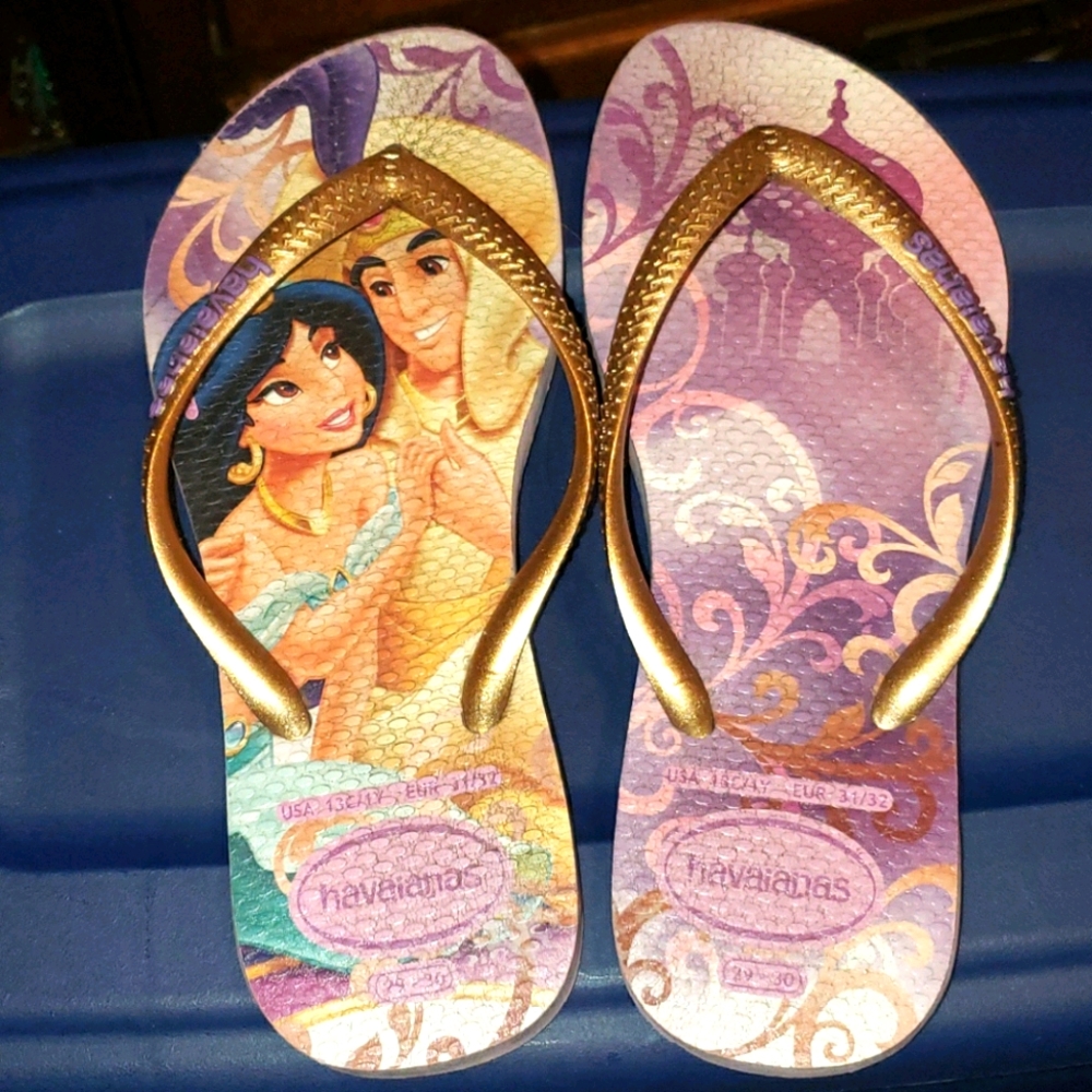 3/$25 Disney Havaianas 13C/1Y